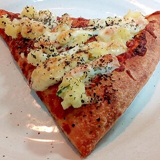 タルタル/バジルで　ポテサラとチーズのピザ